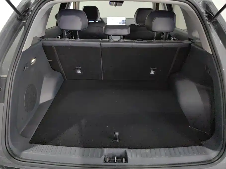 GEELY GALAXY GALAXY E5