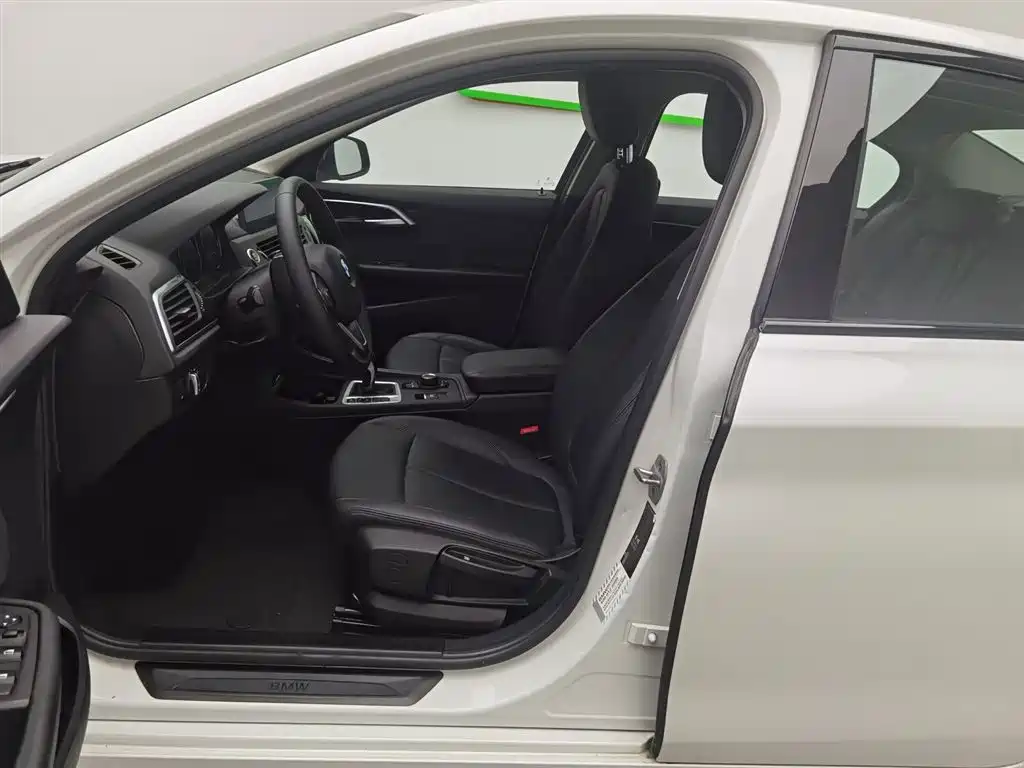 BMW 1 Series 2020 Model 120i Fashion Style фото 10