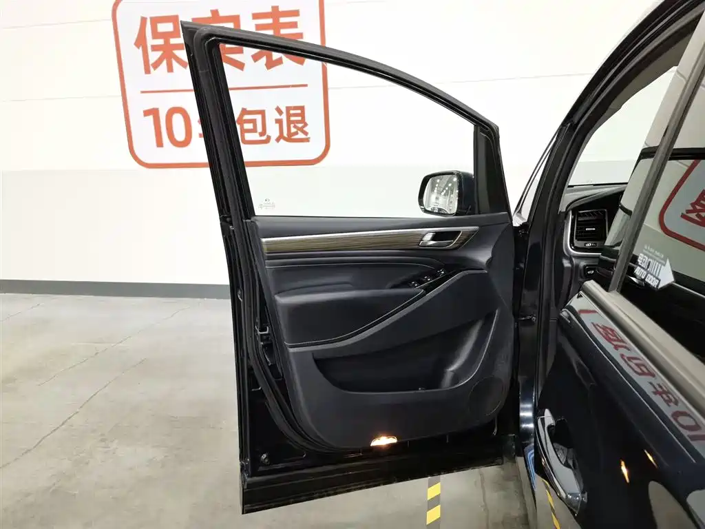 GAC Trumpchi Trumpchi M8 2023 Leading Series 390T Premium Edition фото 8
