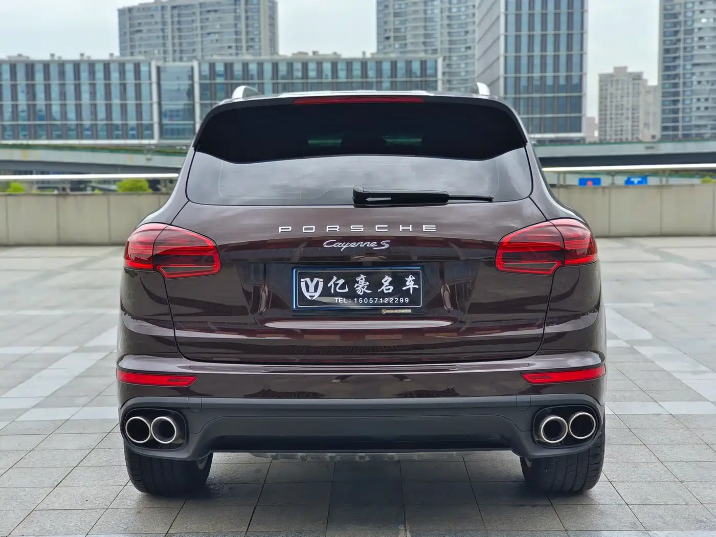 PORSCHE CAYENNE