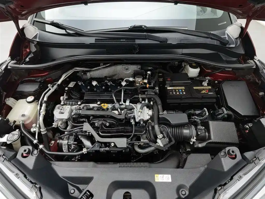 Toyota IZOA 2020 2.0L Yi Chi Edition фото 6