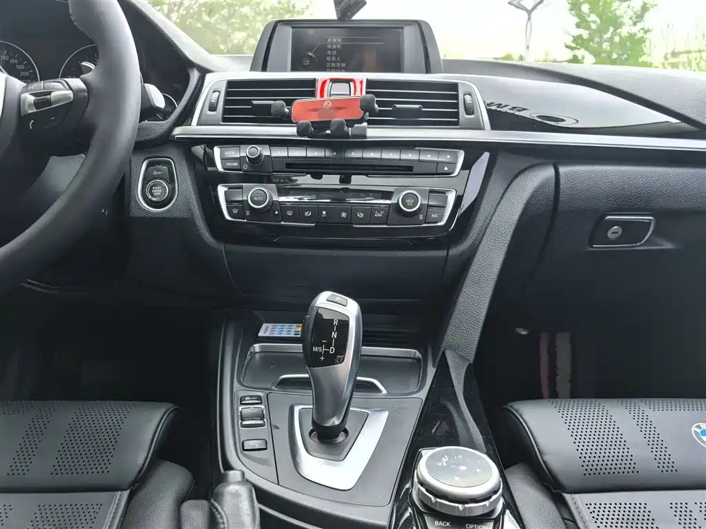 BMW 3 Series 2017 320Li Fashion фото 6
