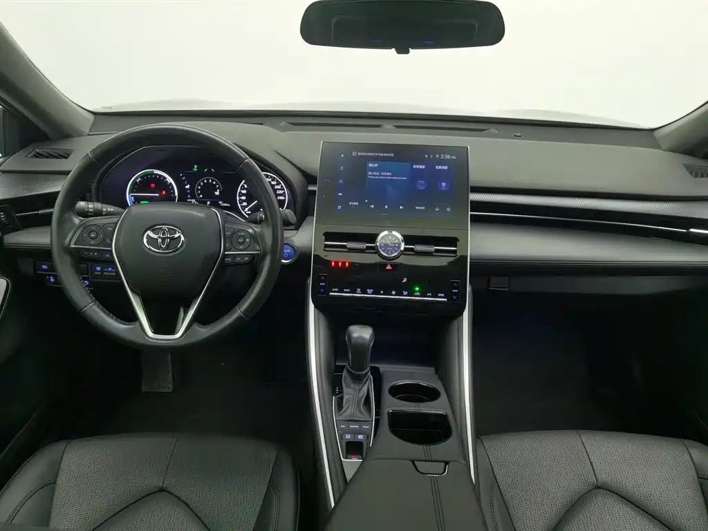 Toyota Avalon 2023 Hybrid 2.5L Luxury Edition фото 5