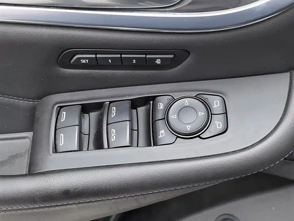 Buick Enclave 2020 28T 4WD Premium Model фото 9