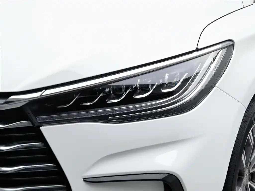 BYD Song MAX 2021 Upgrade 1.5T Automatic Luxury Edition 6-Seater фото 7