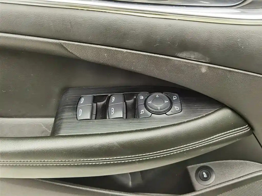 Buick LaCrosse 2021 652T Luxury Edition фото 9