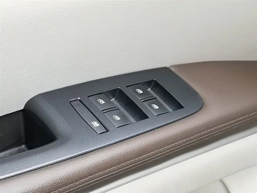 Buick GL8 2023 Model Land Business Class Smart фото 9