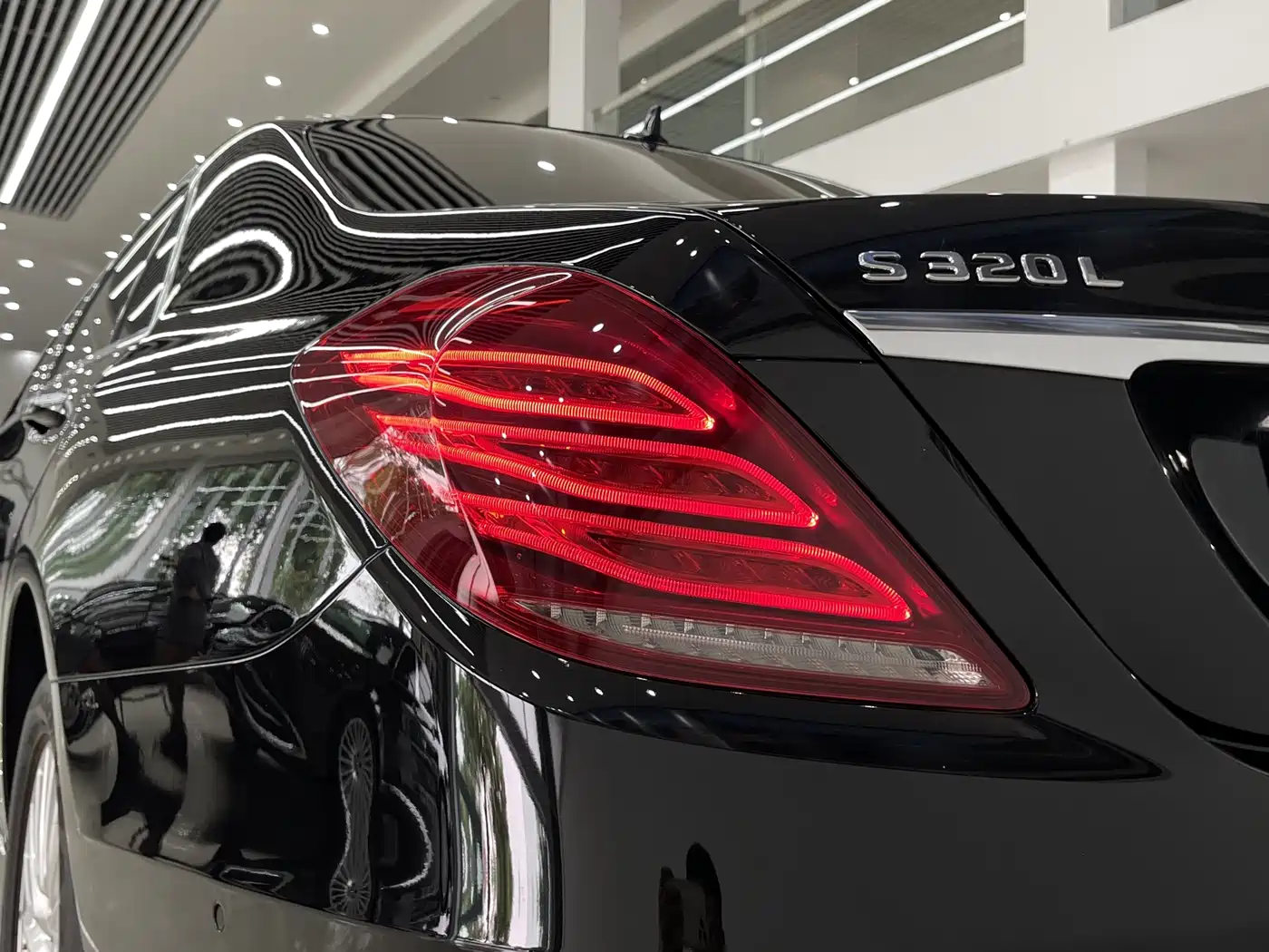 Mercedes-Benz S-Class 2017 S 320 L Business Upgrade Edition фото 10
