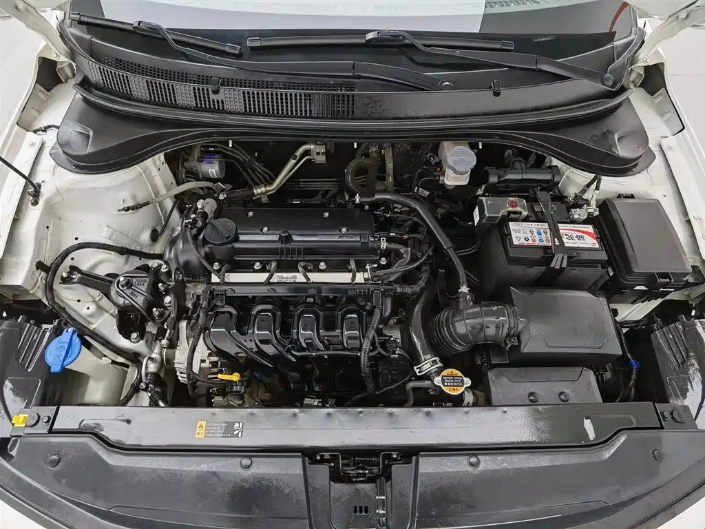 Hyundai Elantra 2020 1.6L Auto GL Pleasing Edition фото 6