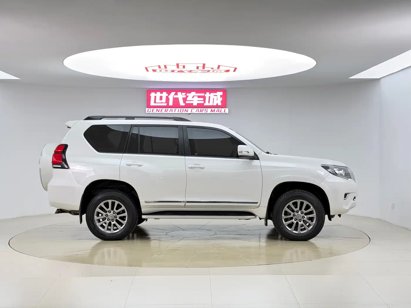 Toyota Prado 2018 3.5L Automatic TX-L Rear-mounted Spare Tire фото 14