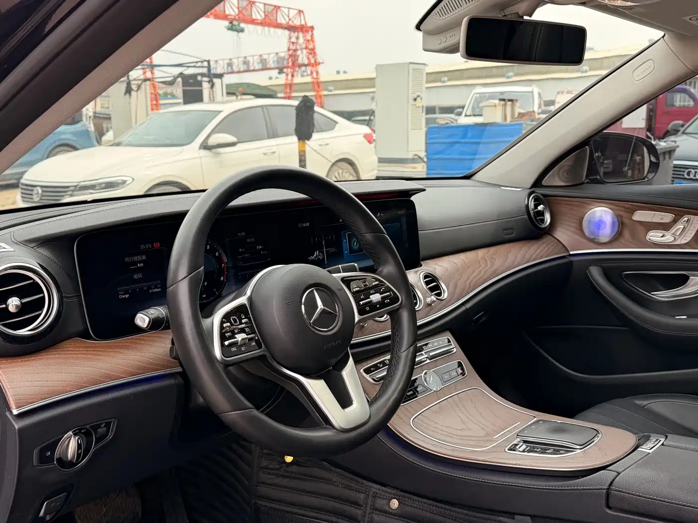 Mercedes-Benz E-Class 2019 E 300 L Luxury фото 10