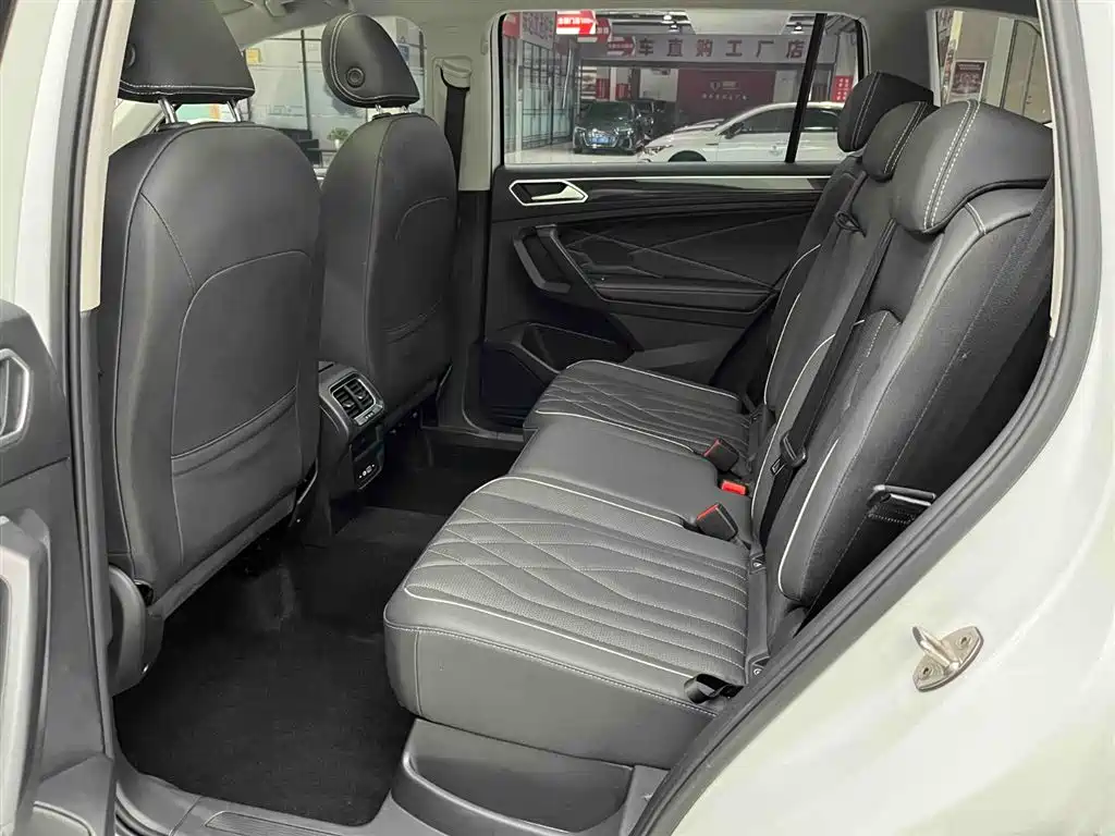 Volkswagen Tiguan L 2023 280TSI 2WD Trend Limited Edition фото 14