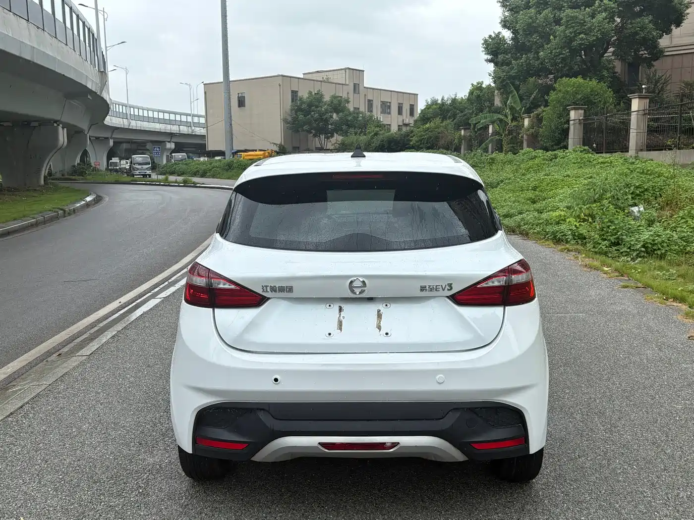 JMCG New Energy Yizhi EV3 2021 2021 Mini Radar Yue Run Model