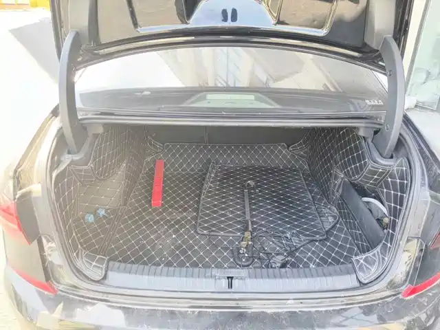 Volkswagen Passat 2019 330TSI Elite Version China VI — фото 5