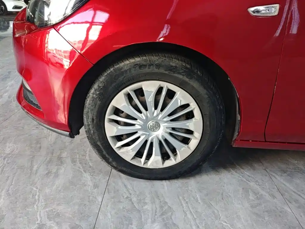 Фото 23 - Buick Excelle