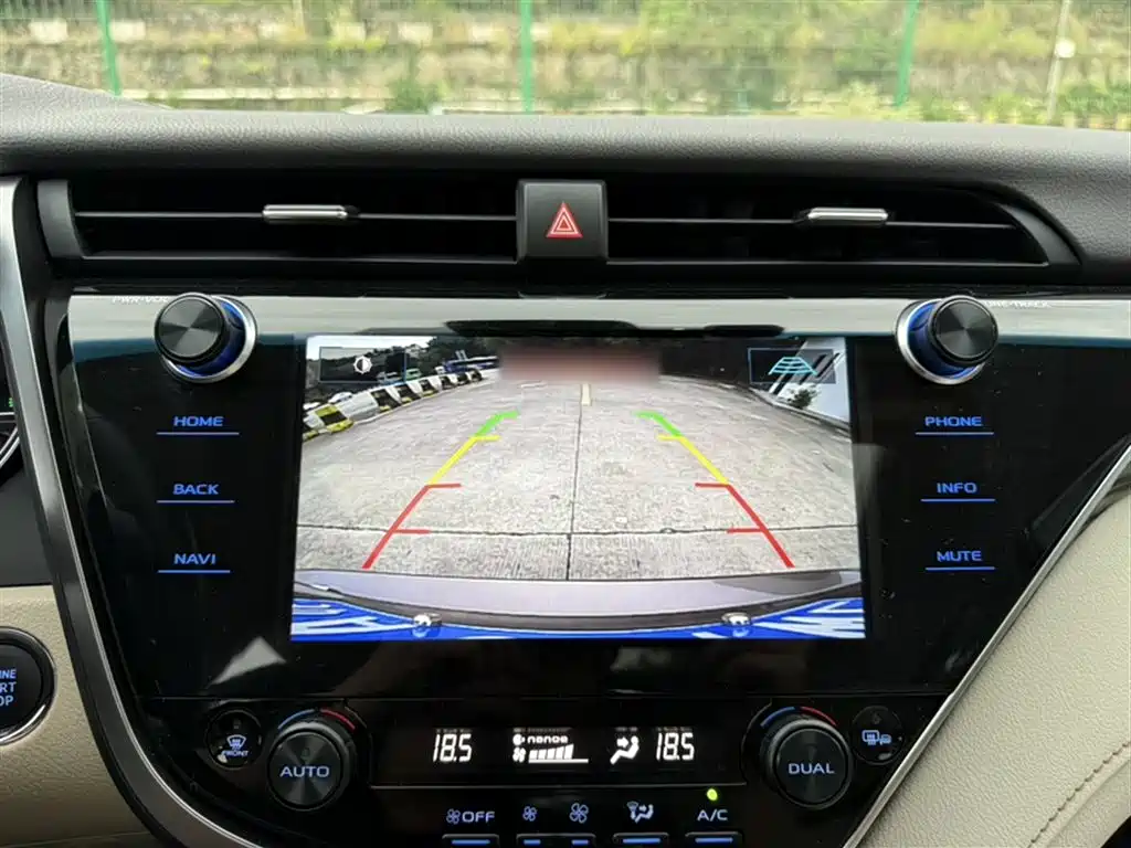 Toyota Camry 2019 2.5G Luxury Edition China VI фото 5