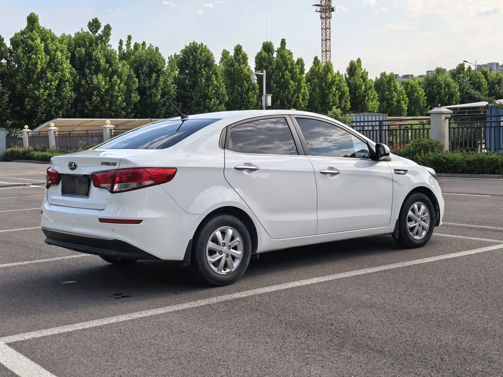 Photo 7 - Kia K2