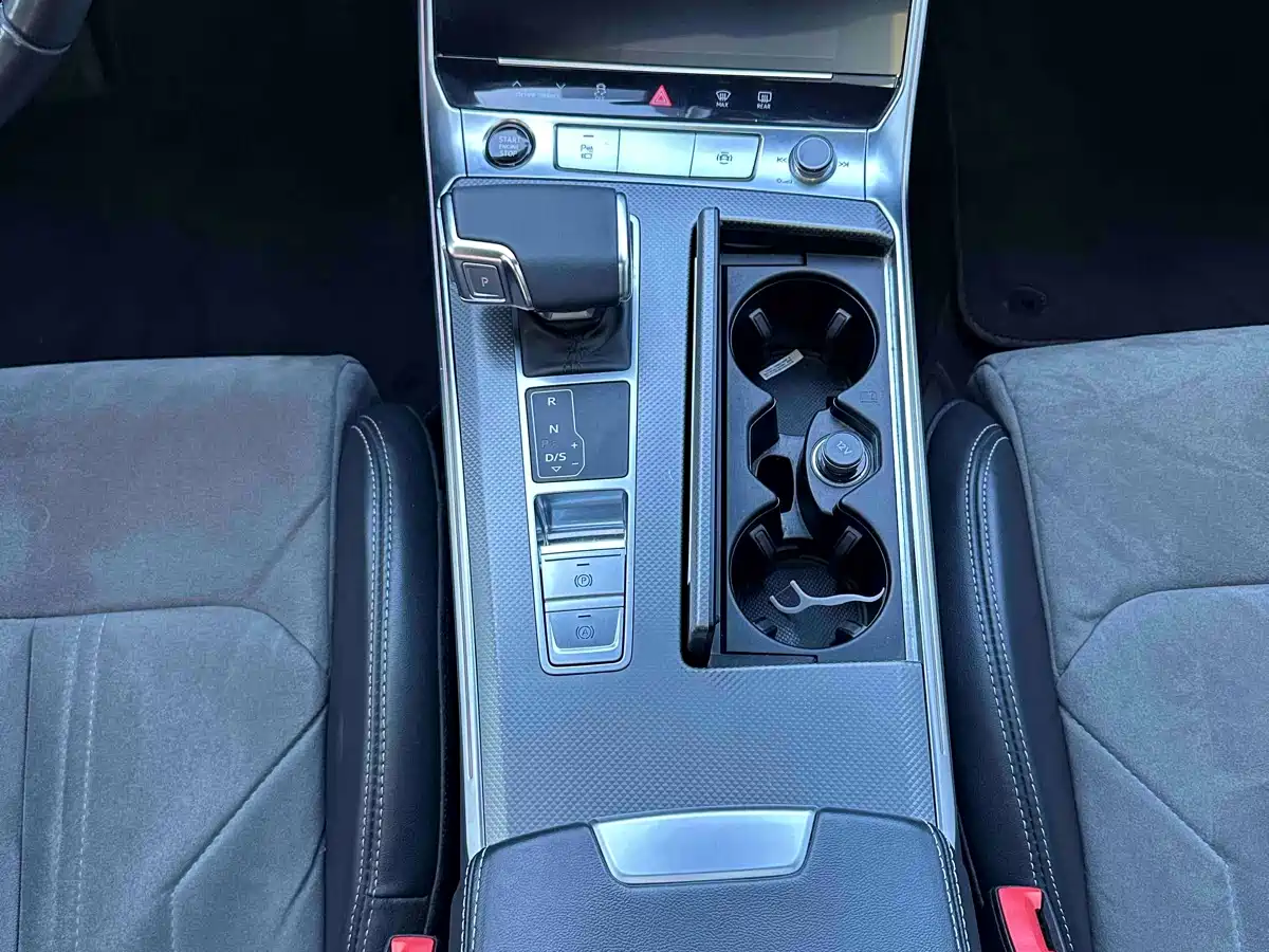 Audi A6L 2024 45 TFSI Premium Dynamic фото 8
