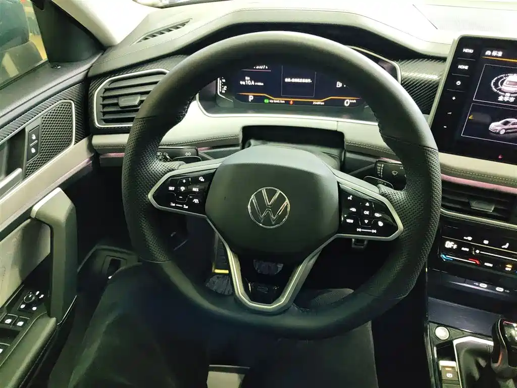 Volkswagen Tayron X 2023 330TSI 2WD Premium High-Performance Edition фото 11