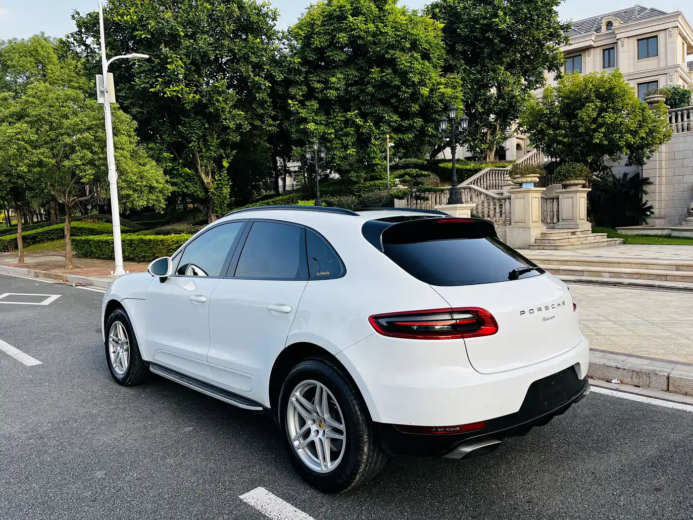 Porsche Macan 2017 Macan 2.0T фото 16