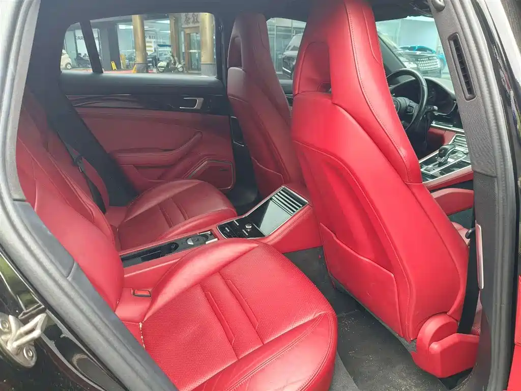 PORSCHE PANAMERA NEW ENERGY