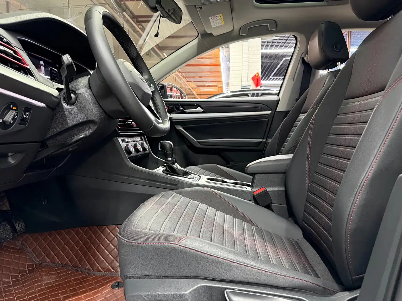 Volkswagen Lavida 2023 280TSI DSG Starlight Comfort Edition фото 17