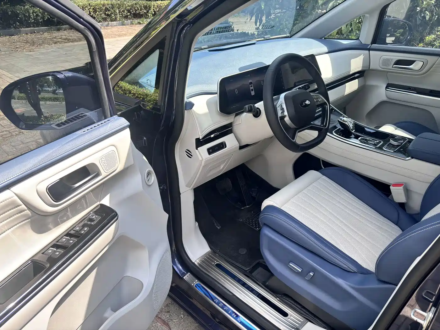 JAC Refine Refine RF8 PHEV 2024 2024 Smart Edition 1.5T 150KM Flagship (LFP)