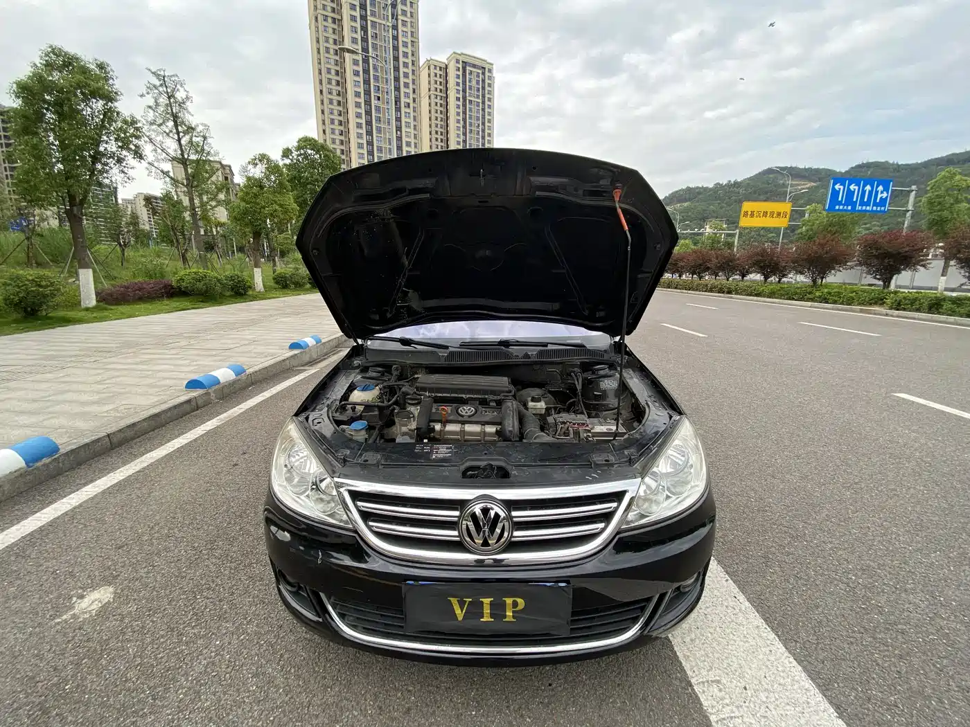 Volkswagen Lavida 2008 Model 1.6L Manual Pinyou Edition фото 28