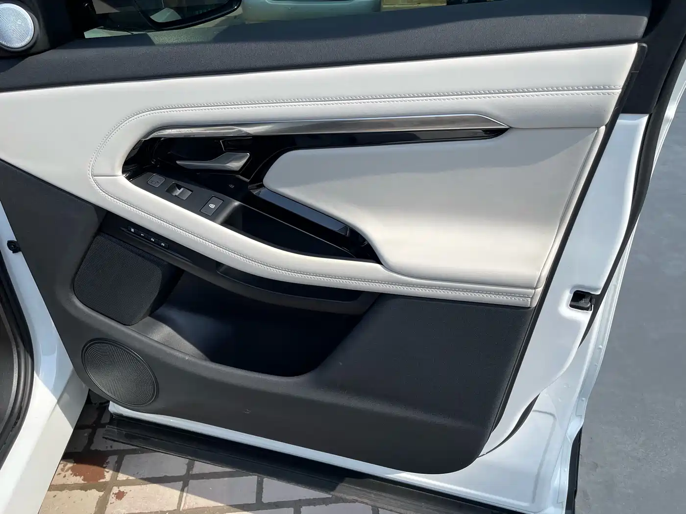 LAND ROVER RANGE ROVER AURORA