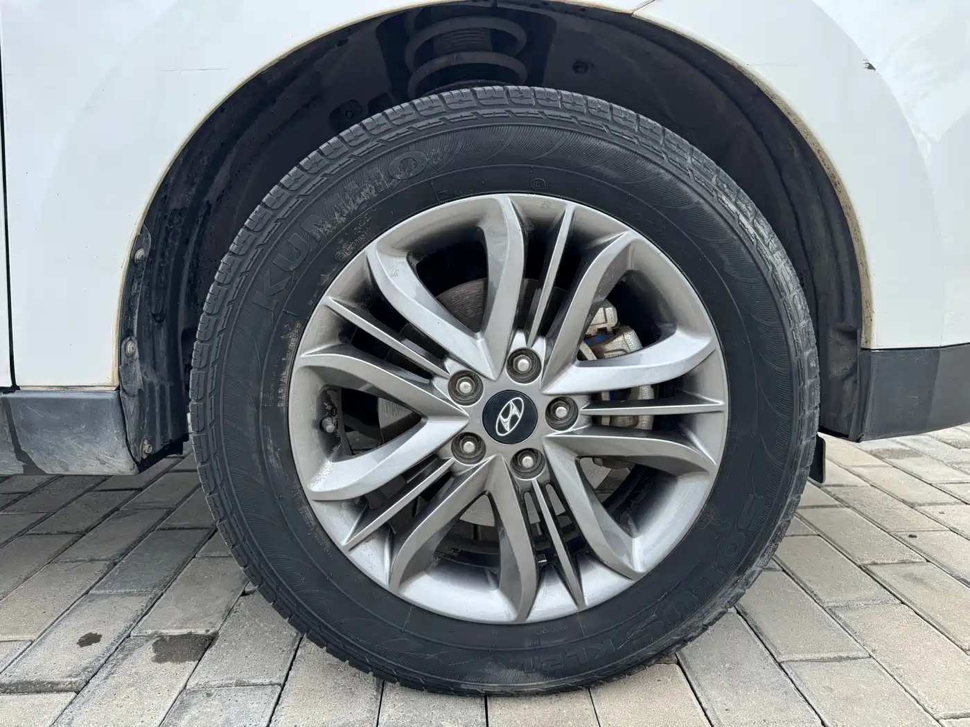 Hyundai Beijing Hyundai ix35 2013 2.0L Auto 2WD Smart GLS China IV фото 19