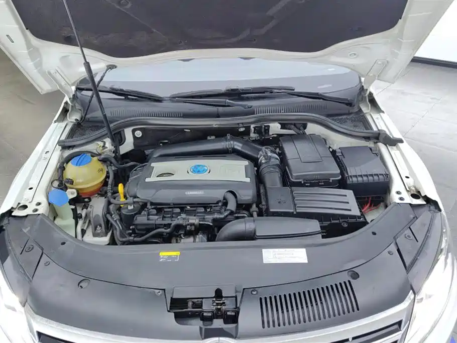 Volkswagen FAW-Volkswagen CC 2018 1.8TSI Luxury фото 10