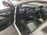 Фото 16 - Geely Vision