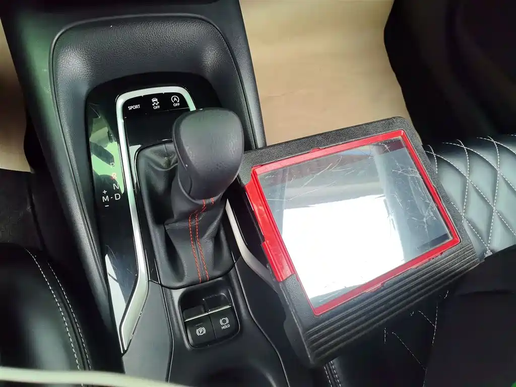 Toyota Corolla 2021 1.2T S-CVT Elite PLUS Edition фото 7