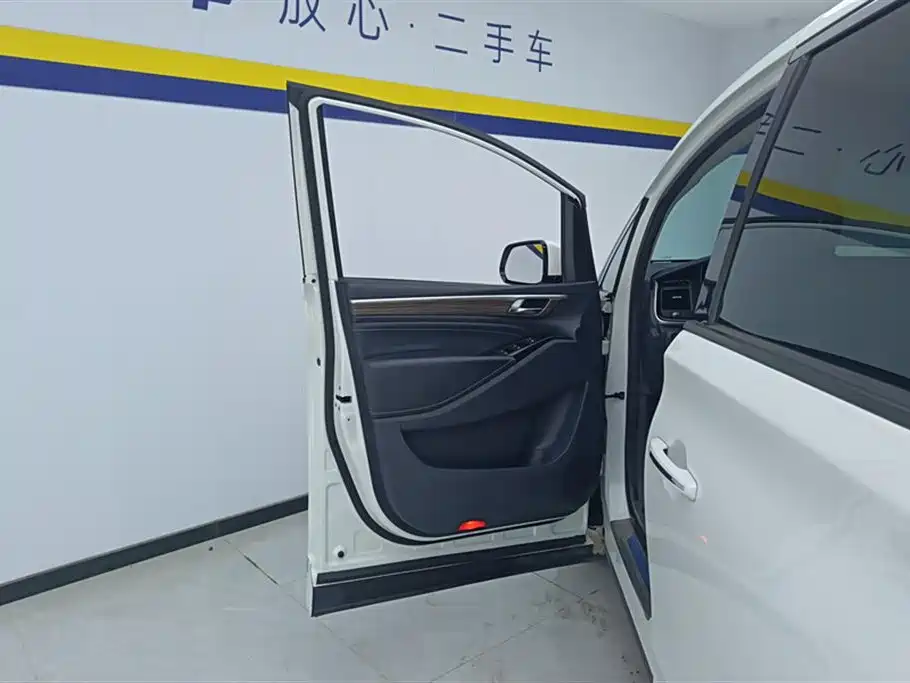 GAC Trumpchi Trumpchi M8 2021 Facelift Leading Series 390T Luxury Edition фото 7