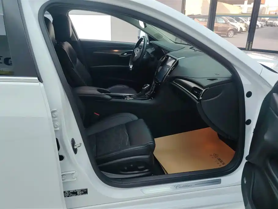 Cadillac ATS-L 2017 28T Technology фото 8