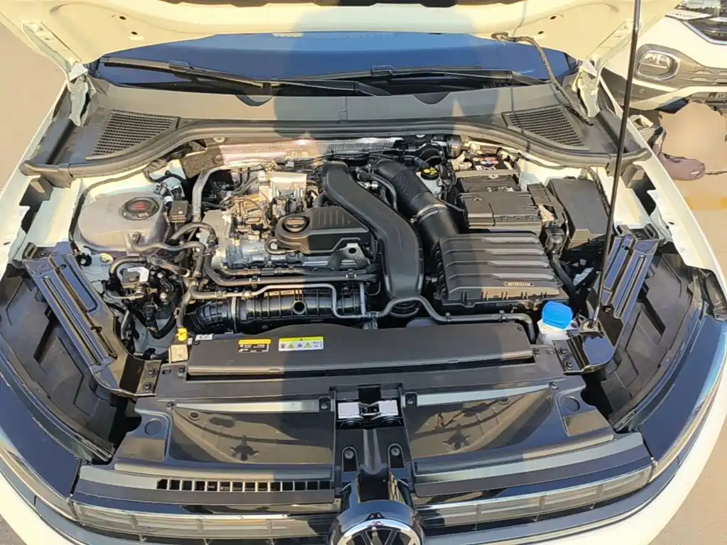 Volkswagen Sagitar 2026 2025 300TSI DSG Mid-range Edition