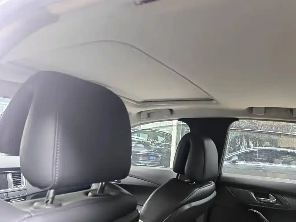 Фото 9 - Peugeot 508