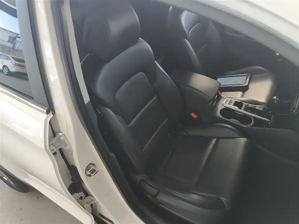 Hyundai Tucson 2015 1.6T Dual Clutch 2WD Smart фото 20