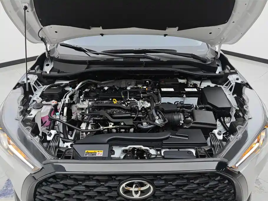 Toyota Corolla Cross 2024 Model 2.0L Pioneer Edition фото 10