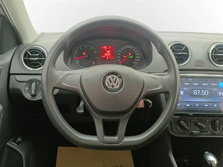 Volkswagen Jetta 2017 1.5L Automatic Fashion фото 15