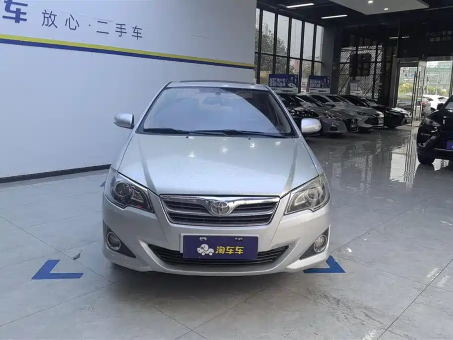 Toyota Corolla 2013 1.6L Automatic Excellence Edition фото 2