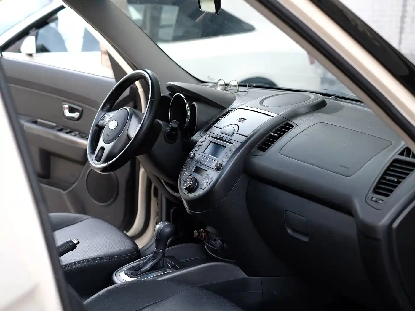 Kia Soul 2015 2013 1.6L AT Premium