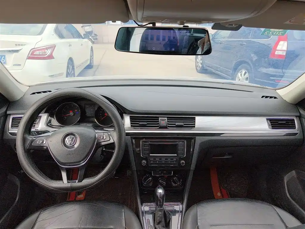 Volkswagen Bora 2018 1.5L Automatic Comfort фото 10