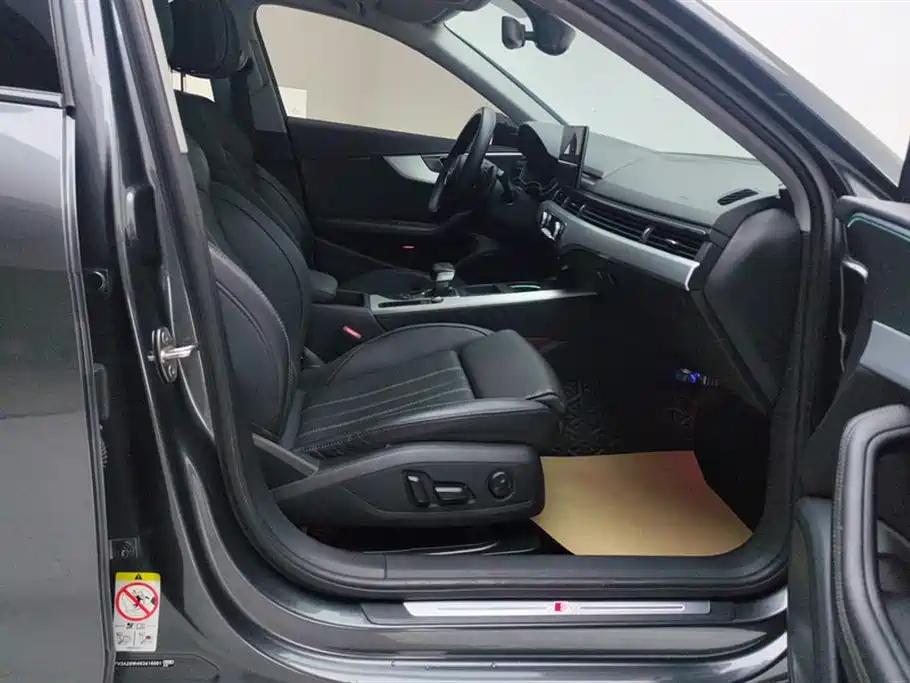 Audi A4L 2022 40 TFSI Luxury Dynamic фото 8