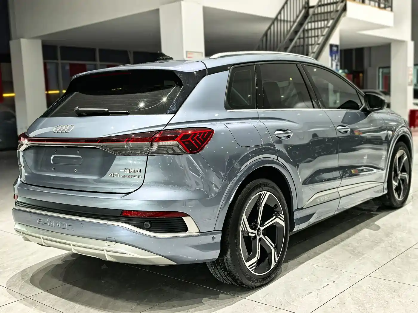 Audi Q4 e-tron 2023 40 e-tron Innovation Edition фото 4