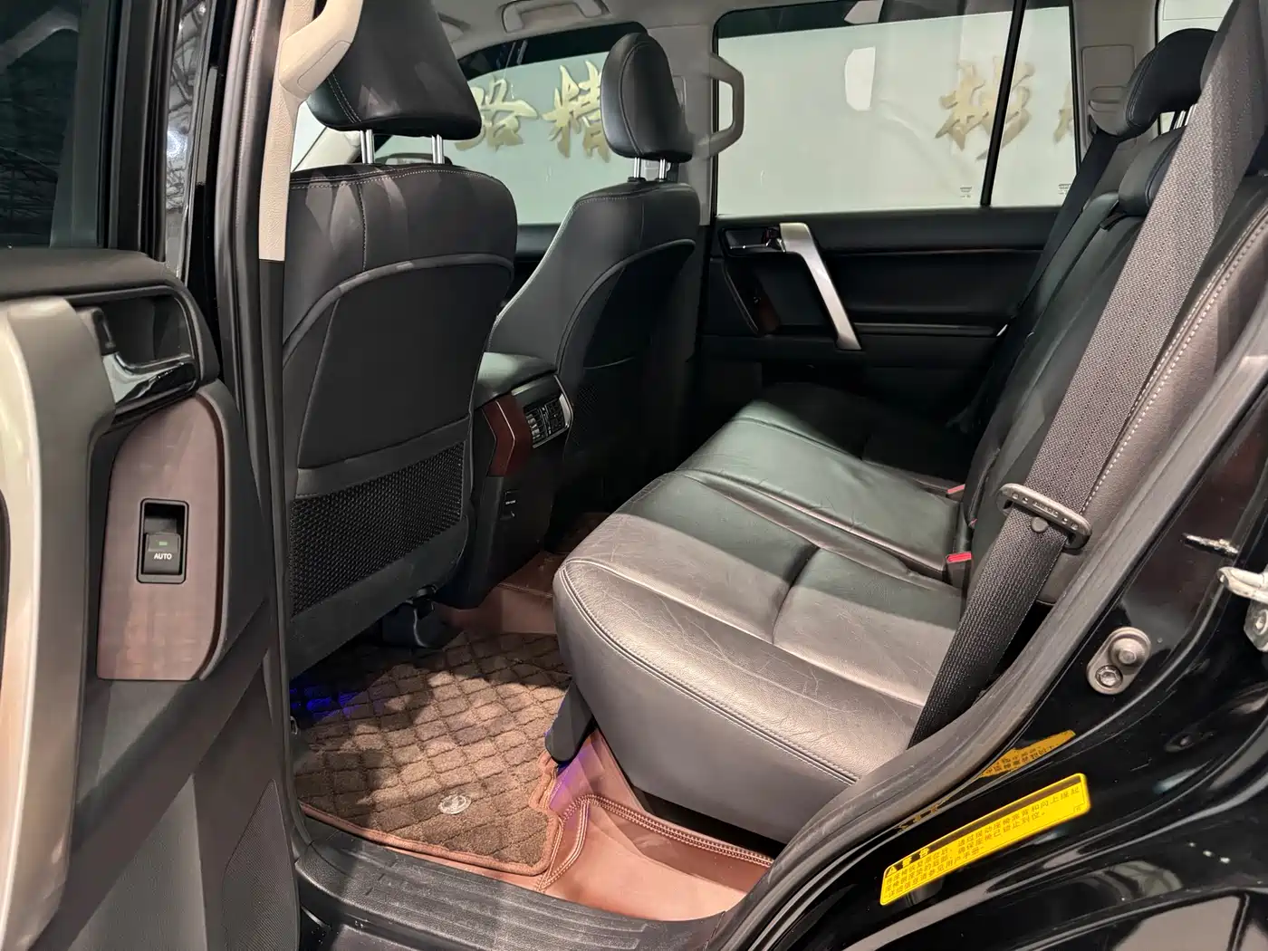 Toyota Prado 2014 4.0L Automatic TX-L фото 17