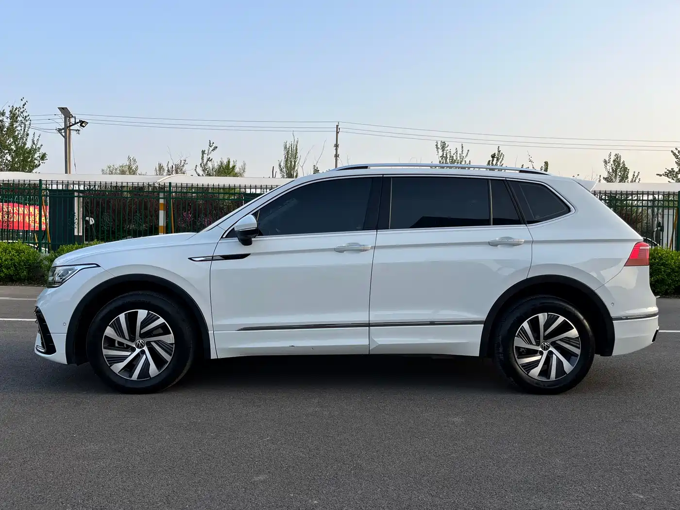 VOLKSWAGEN TIGUAN L NEW ENERGY