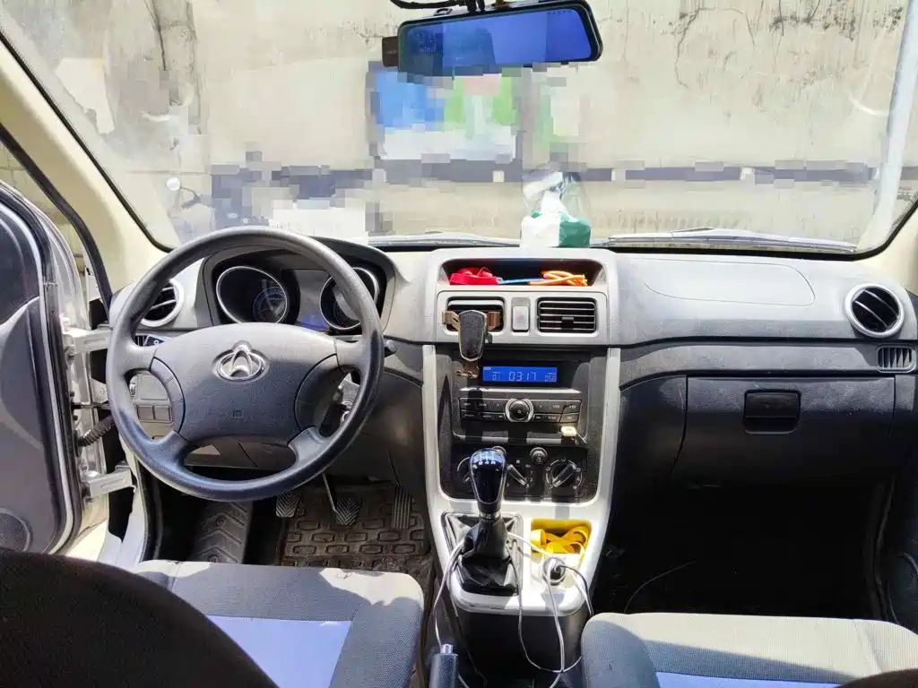 Changan Kaicheng Changan Ruixing M70 2022 2019 1.5L Comfort Version China VI 6-seater Flat Roof Dual Swing Doors DAM15KL