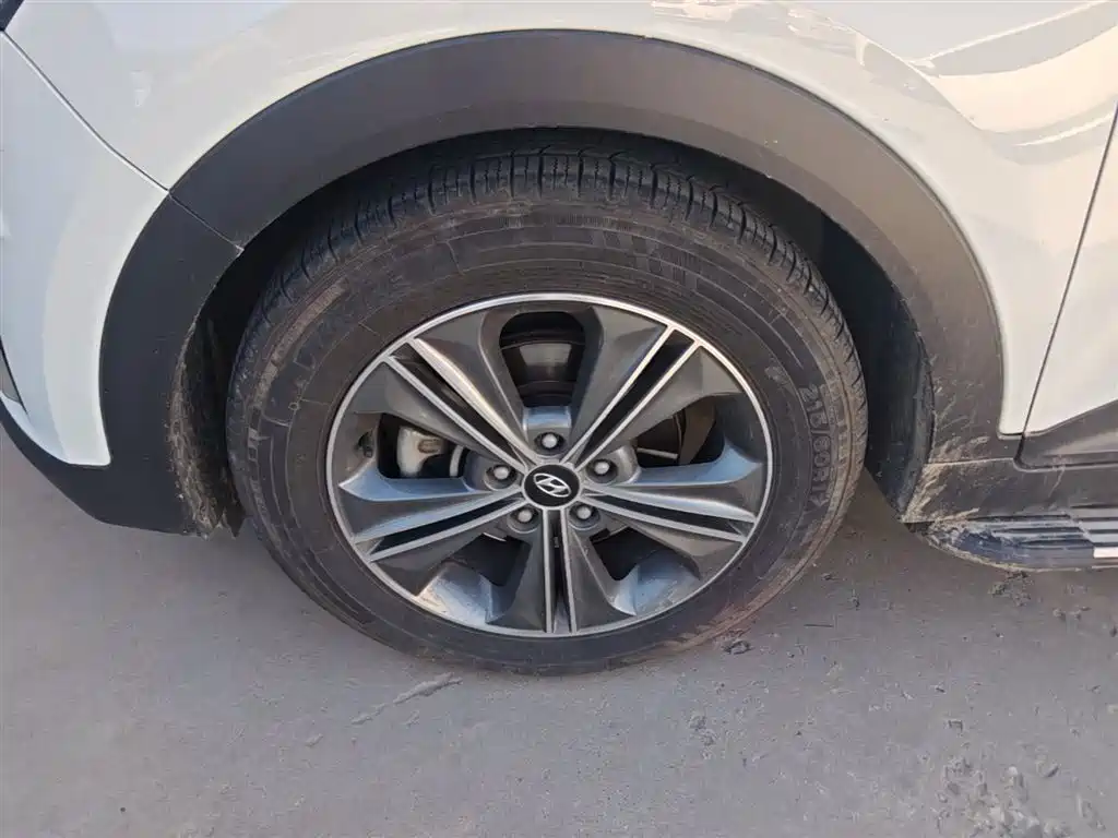 Hyundai Beijing Hyundai ix25 2015 2.0L Automatic 2WD Smart GLS фото 23