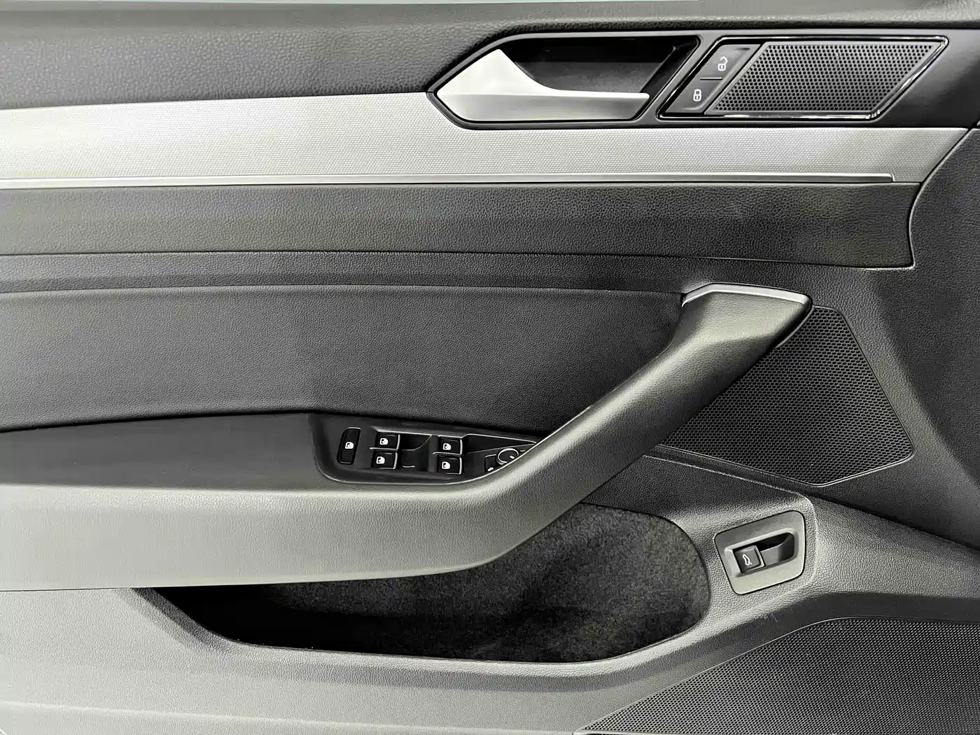 Volkswagen Magotan 2020 280TSI DSG Comfort фото 8